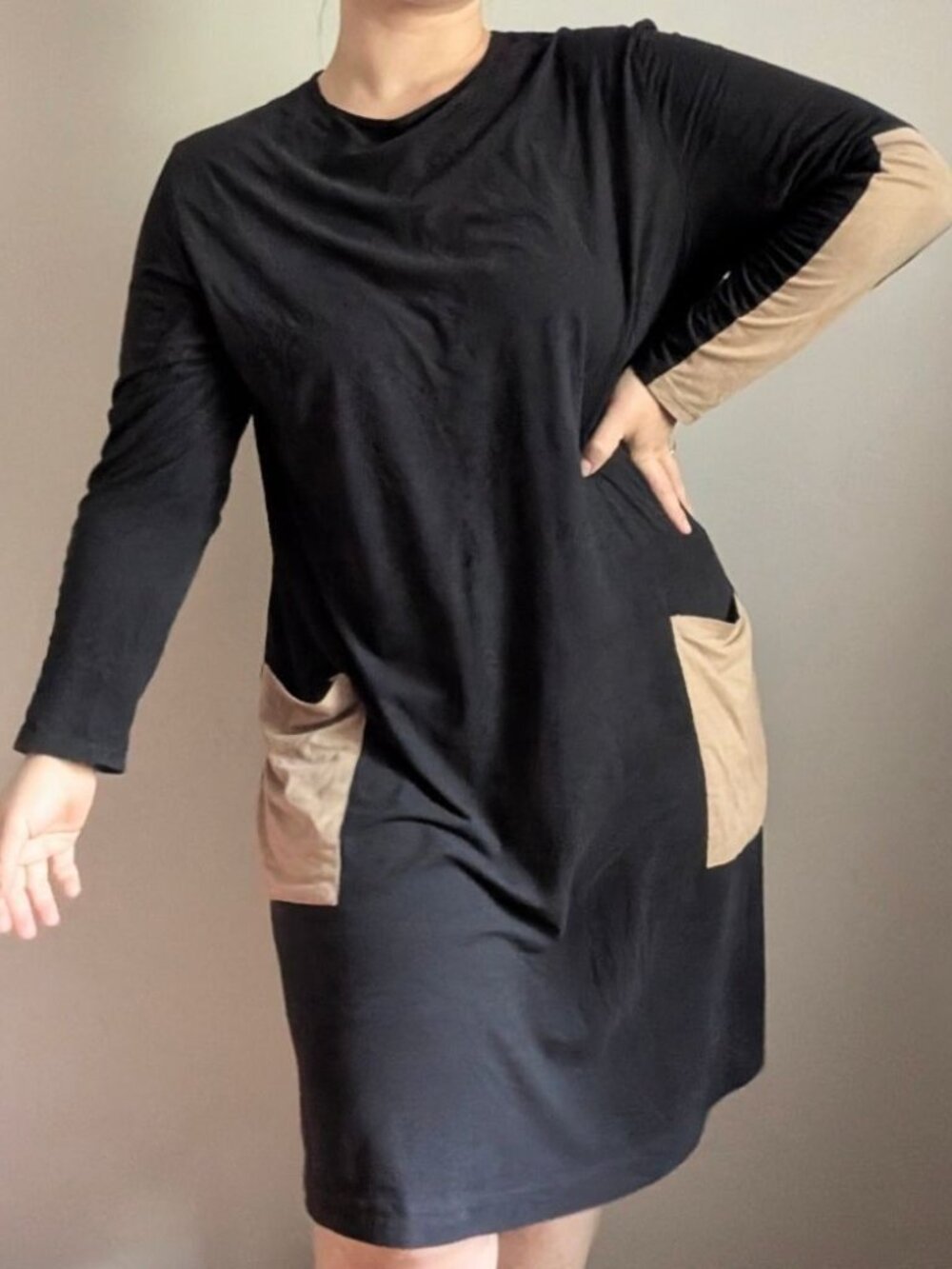 Y2K Vintage Suede Black & Tan Elbow Patch Coloblock Pocket Knee Length Dress